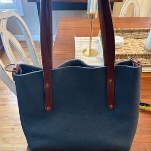 Go Forth Goods Elegant Blue Leather Tote Bag